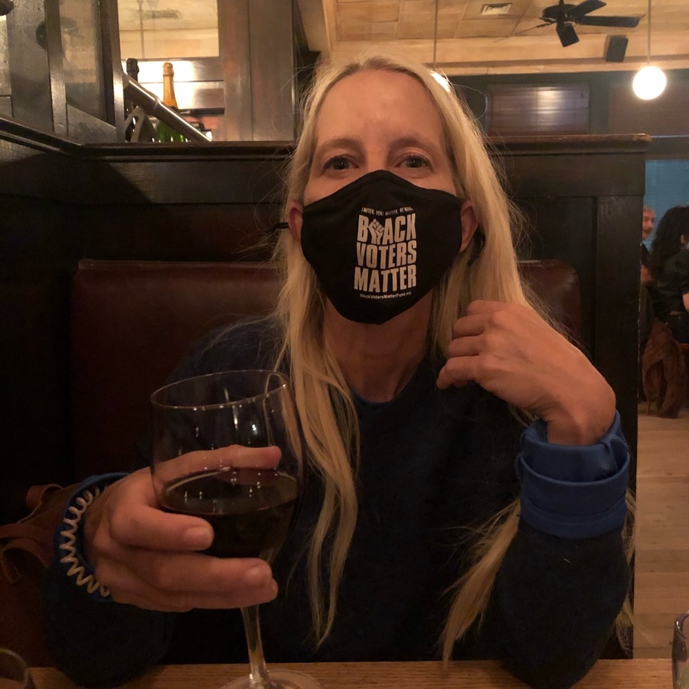 Meet your Posher, Jennifer